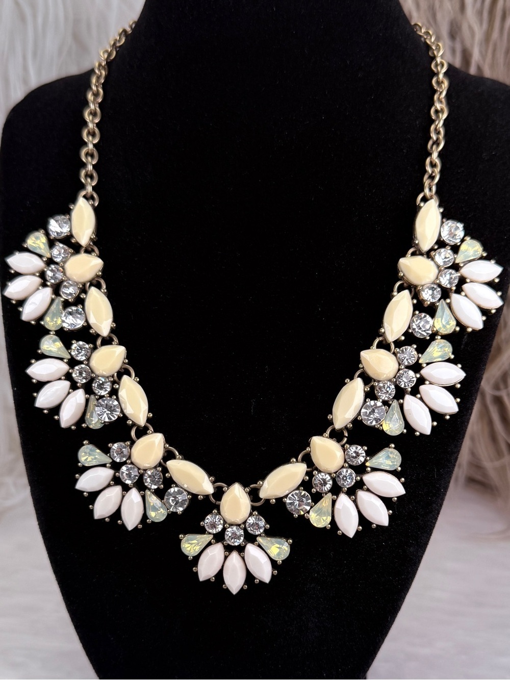 Vintage Floral Rhinestone Statement Necklace Ivory Opal Gold Tone